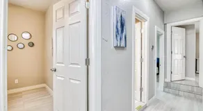 My Cozy Duplex A in the Heart of West Side - Image 3