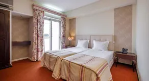 Catolica Hotel - Image 2