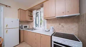 Maria's Apartments - Image 5