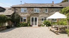 Henwood Barn - Image 4