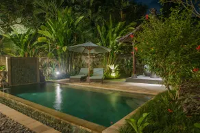Huge Villa w/ Pool and Spectacular Rooftop Patio! - Image 3