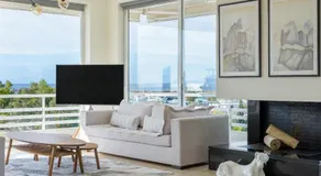 3 Bedroom Apartment Suite in Glyfada - Image 2