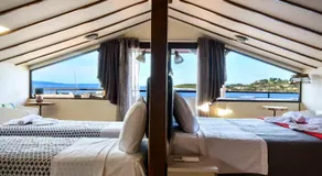Avra Hotel - Image 2