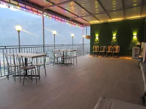 hotel river view - Image 3