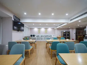 GreenTree Inn Luoyang Railway Station Wangfujing Wangcheng Park - Image 4