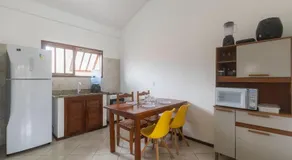Aptos completos em cond. com piscina a 500m da Praia de Taperapuã - ENLs - Image 4