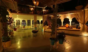 Hotel Udai Niwas - By The Lake - Image 5