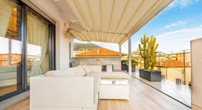 Appartamento Spotorno con ampio terrazzo attrezzato anche con angolo cottura - Image 4