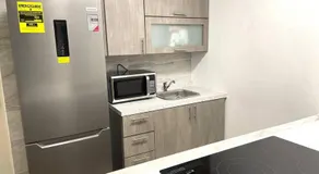 Hollywood Apartments - C - Image 5