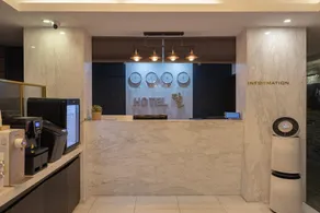 Dal Hotel - Image 5