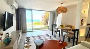 Écrin bleu - Vue mer & piscine - Image 2