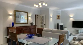 FLH Cascais Posh Apartment - Image 3