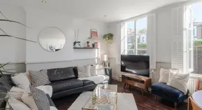 The Dalston Maisonette - Image 2