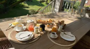 Le Boudoir proche Montignac, Hautefort - Image 3