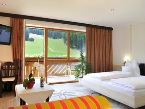 Familienhotel Moos-Alm - Image 2