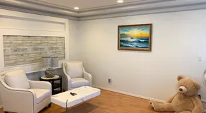 One Bedroom queen bed Sharing Washroom in Tiger Sweet House License## - Image 4
