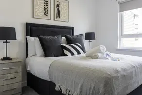 Charlotte Apartment - Image 2