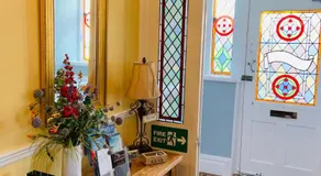 Rockleaze Guesthouse - Image 4