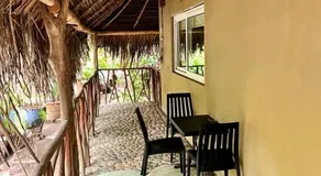 Junto al Rio Bungalows & Suites - Image 3