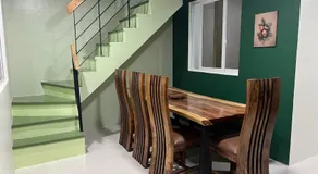 Wood & Leaf Lodge - Image 2