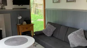 Hedgehog Lodge - Image 4