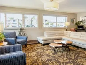 Rodeway Inn Portland Airport - Image 4