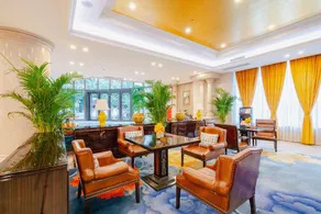 Martha Garr Grand Hotel - Image 4