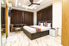 FabHotel Leela Inn - Nr Park Circus 7 Point - Image 2