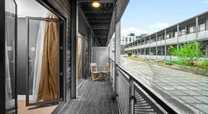 Arcadian Apartment - King Bed - Private Balcony & Secure Parking 14A - Image 3