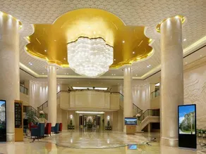 Baohua Mountain Jinlong International Hotel - Image 5