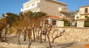 House Zaca - Image 5
