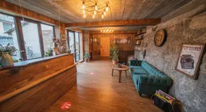 Hotel Old House Mestia - Image 5