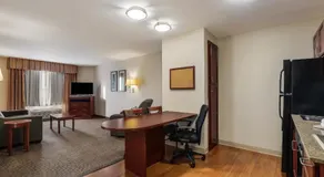 MainStay Suites Fitchburg - Madison - Image 2