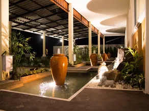 Fancy Carp Resort - Image 3