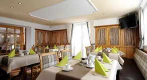 Hotel Garni Valülla - Image 3