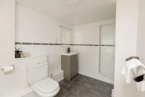 Mignon House - Image 3