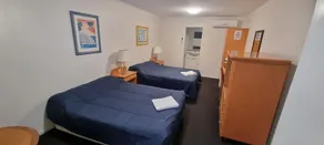 Queensport Hotel - Image 2