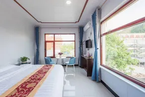 Adan Courtyard Hotel - Image 2