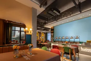 Home Inn Plus Jinan East Station - Image 4
