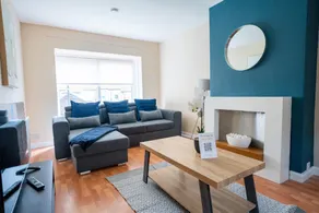 Marina House - Image 2