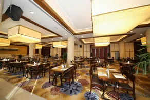 Donghai Junlan Hot Spring Hotel - Image 4