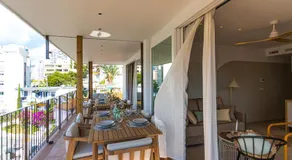 Arenas Beach Apartments - Image 2