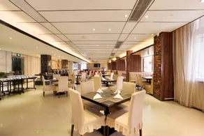 Days Hotel by Wyndham Guilin - Image 4