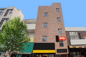 OYO Flagship R K Residency Near Jhilmil Metro Station - Image 5