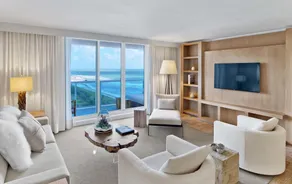 The Retreat Collection at 1 Hotel & Homes South Beach - Image 2