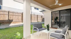 Spacious Modern 6BR Family Home in Pallara QLD - Image 5