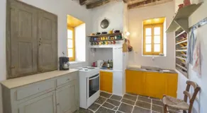 200 year old idyllic stone house - Image 4