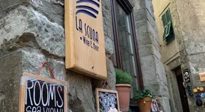 La Scuna Apartments - Image 3