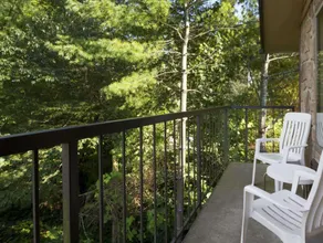 Days Inn By Wyndham Pigeon Forge South - Image 3