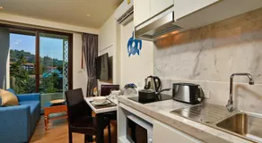 The Aristo Beach by Holy Cow, studio, construction view - Image 5